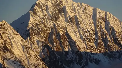 Chukima Go (6259 m) Nepal.