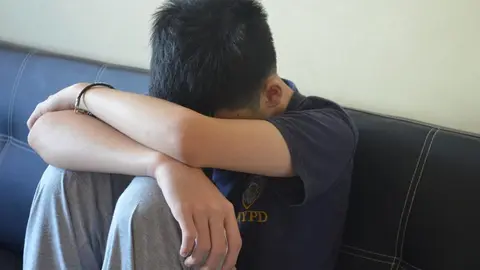 ni&ntilde;os maltrato