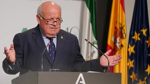 consejero sanidad andalucia