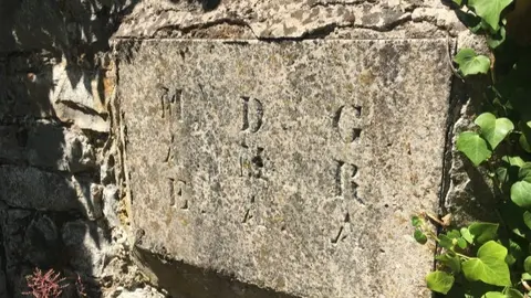 placa guerrilleros