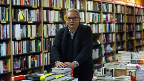*A: JOSE CARLOS CORDOVILLA 
*F: 18-02-2019
*P: MANUEL RICO 
*L: PAMPLONA 
*T: PRESENTACION PLATAFORMA NAVARRA DEL LIBRO 