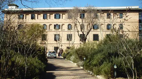 800px-Residencia_de_Estudiantes&mdash;Fachadabbb