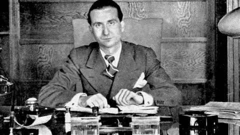 marti director 2