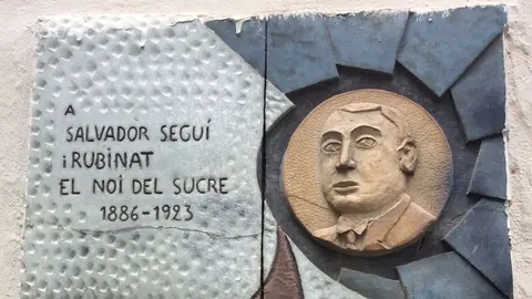 Placa en homenaje a Salvador Segu&iacute; en Barcelona 2