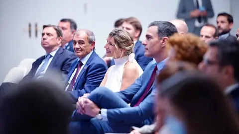 Pedre&ntilde;o, D&iacute;az y S&aacute;nchez durante la presentaci&oacute;n
