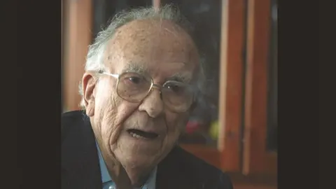 santiago carrillo (1)