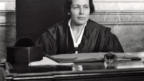 Victoria Kent
