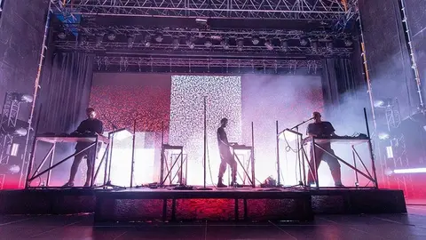 Moderat (Las Noches del Bot&aacute;nico. V&iacute;ctor Moreno)