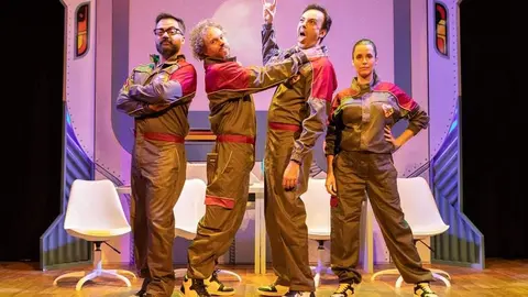 conquista-marte-teatro-escena (2)