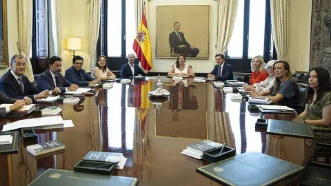 mesa_congreso_diputados