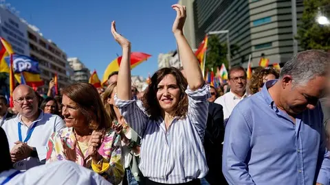 ayuso (1)