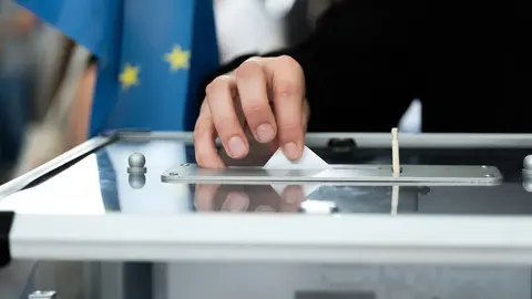 elecciones_europeas_voto_urna