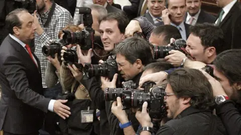 Reporteros gr&aacute;ficos en el Congreso de los Diputados