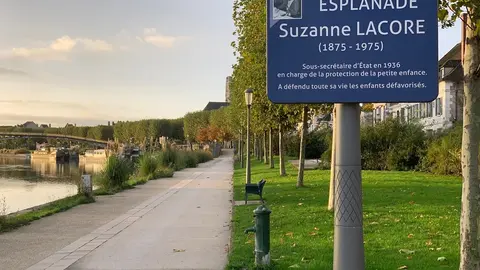 Esplanade_Suzanne_Lacore_(Auxerre)