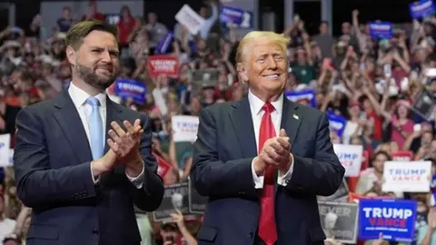 James David Vance y Donald Trump