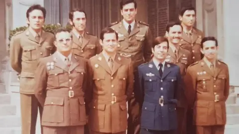 Nueve de los oficiales fundadores de la Uni&oacute;n Militar Democr&aacute;tica (Xabier Fortes)