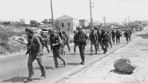 tropas_israel_libano_1982
