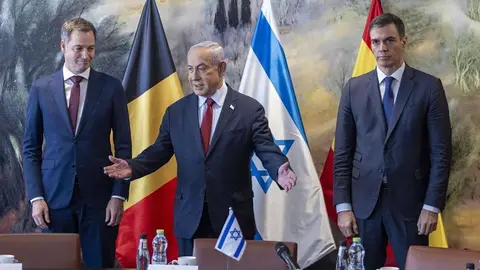 El presidente del Gobierno, Pedro S&aacute;nchez, el primer ministro israel&iacute;, Benjamin Netanyahu y el primer ministro belga, Alexander De Croo