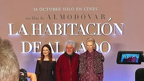 Julianne Moore, Pedro Almod&oacute;var y Tilda Swinton