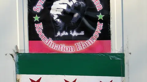 &laquo;Bandera de la independencia&raquo;, s&iacute;mbolo de la oposici&oacute;n al gobierno baazista