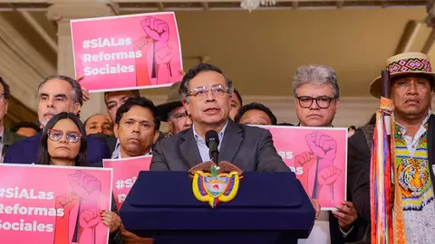 GUSTAVO PETRO
