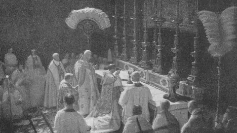 Coronaci&oacute;n papal de Benedicto XV.