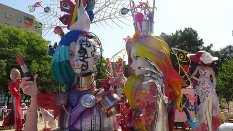 Hoguera Plaza de la Vi&ntilde;a