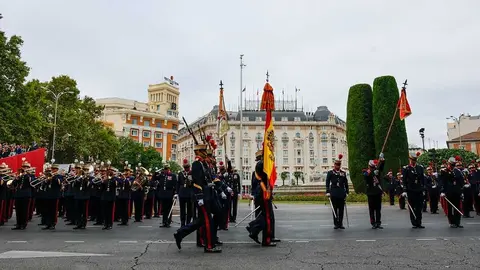 desfile dia fiesta nacional 2025