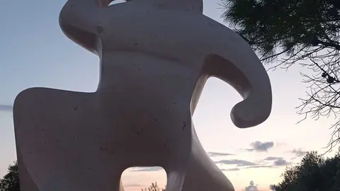 1000086733