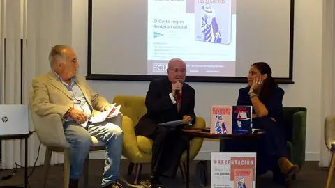 ose A. L.&oacute;pez Vizca&iacute;no, Julio Calvet y Marisa Ayesta