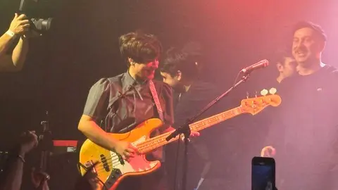 Triangulo de amor bizarro (3)