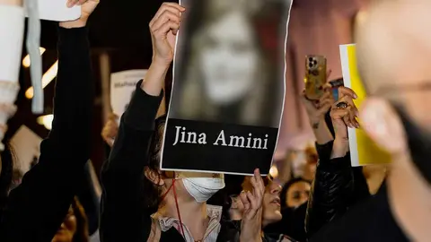 Solidarity_with_the_people_of_Iran_(52394248943)