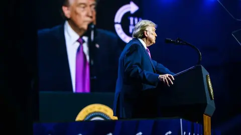 Trump anuncia ataques estadounidenses e israel&iacute;es contra Ir&aacute;n el 28 de febrero de 2026 [5]
