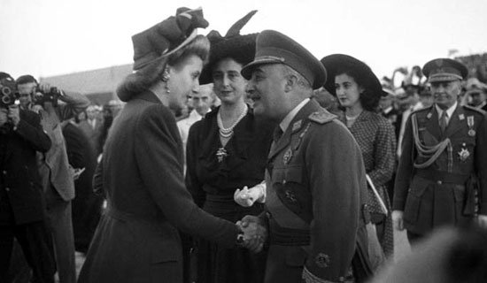 evita4