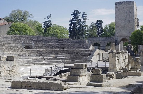 arles restos romanos