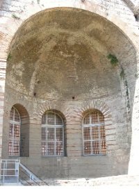 arles termas
