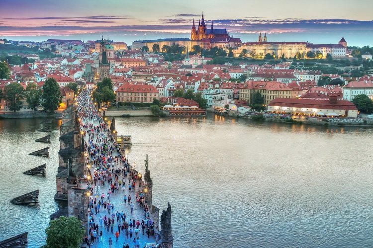 praga 16