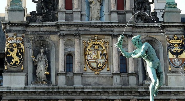 ayuntamiento amberes3