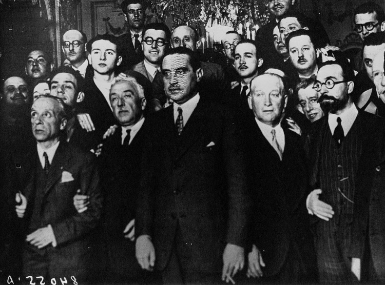 Largo Caballero (segundo por la izq.), rodeado de miembros del gobierno provisional de la Segunda República en 1931. (Foto: Wikipedia)
