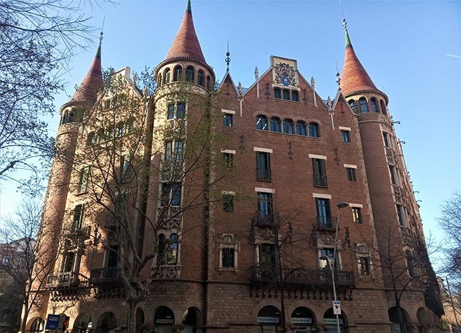 Casa de Les Punxes, Eixample, Barcelona