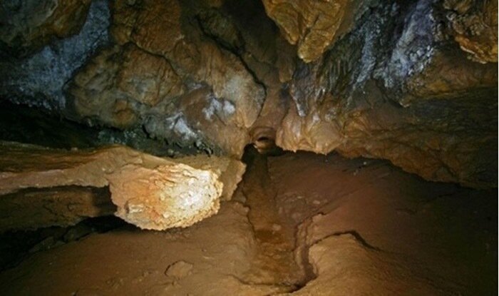 Galería Central de Maltravieso
