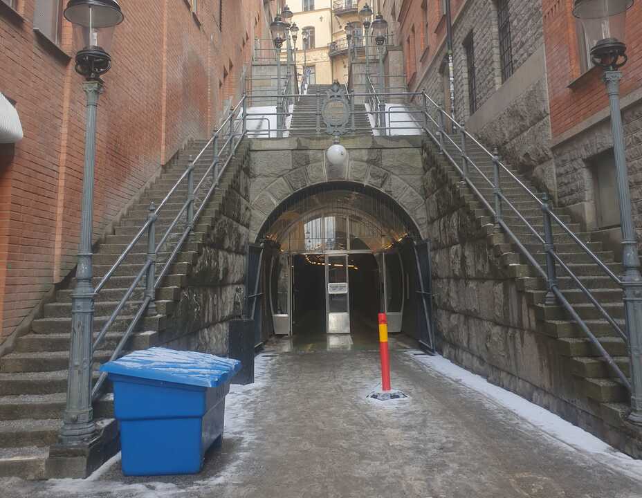 Tumba de Olof Palme en el cementerio de la Iglesia Adolf Fredrik en el centro de Estocolmo