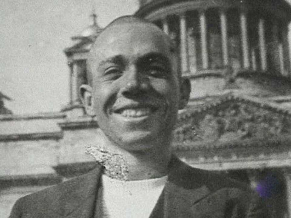 Miguel Hernández Gilabert (Orihuela, 30 de octubre de 1910-Alicante, 28 de marzo de 1942) poeta y dramaturgo